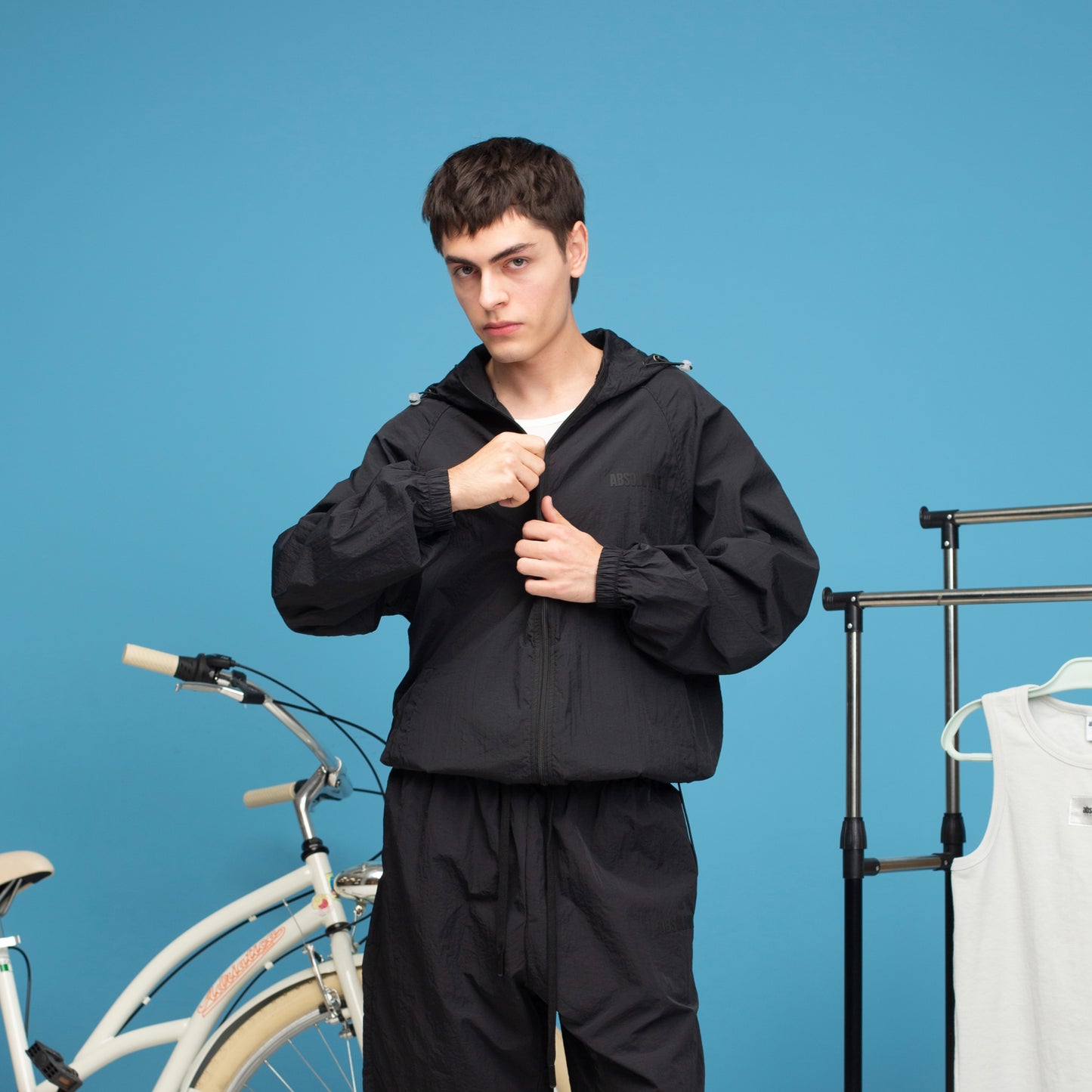 Track Zip-up - Black